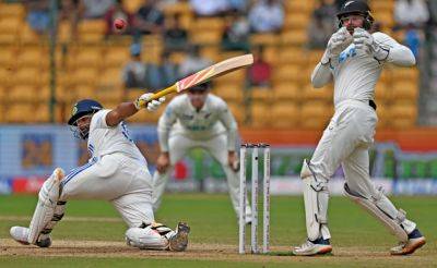 Virat Kohli - Rishabh Pant - Kl Rahul - India vs New Zealand LIVE, 1st Test, Day 4: Big Good News For India As Sarfaraz Khan Gets Fiery Partner - sports.ndtv.com - New Zealand - India