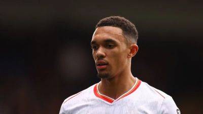 Alexander-Arnold not disturbed by transfer noise, Liverpool boss Slot says