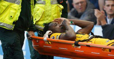 Former Man United star Danny Welbeck given oxygen after worrying injury in Brighton vs Newcastle