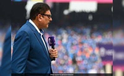 Ravi Shastri's "Name One Wicketkeeper Who..." Question Backfires, Gets Epic MS Dhoni Reply