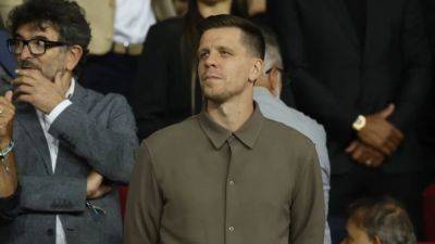 Szczesny comes out of retirement to replace injured Ter Stegen at Barcelona