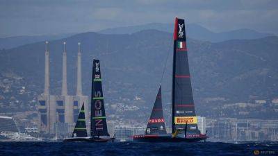 Sailing-British double over Italy takes America's Cup challenger series to the brink