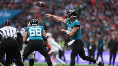 Jaguars' Trevor Lawrence finds rookie Brian Thomas Jr. for TD - ESPN