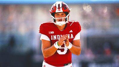 Indiana QB Kurtis Rourke out indefinitely with right thumb injury