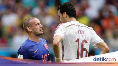 Sergio Busquets - Thiago Motta - Keras! Sneijder Sebut Busquets Pemain Cengeng - sport.detik.com