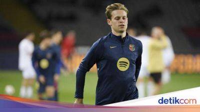 Jules Kounde - Ajax Amsterdam - Pablo Torre - Hansi Flick - Fermin Lopez - Frenkie de Jong Dihukum Hansi Flick? - sport.detik.com