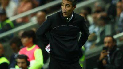 Benfica coach urges players to forget Feyenoord defeat