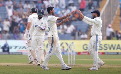 Nathan Lyon - Rohit Sharma - Ravichandran Ashwin - Tom Latham - Devon Conway - Tim Southee - Washington Sundar Wrecks New Zealand, Takes 7-Fer On Test Return After 45 Months - sports.ndtv.com - Australia - Washington - New Zealand - India - county Lyon