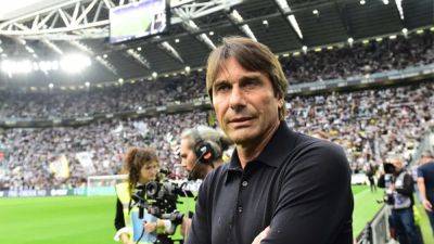 Napoli's Conte preparing for emotional clash with his former club Lecce