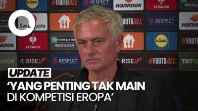 Video Mourinho Diusir Wasit: Kalau Ada Tim 'Gurem' Inggris Butuh Pelatih, Saya Siap