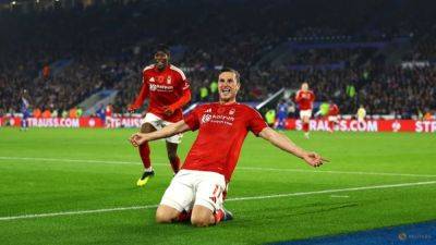 Wood brace earns Nottingham Forest 3-1 derby win at Leicester