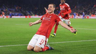 Chris Wood on the double for Forest as Foxes booed off