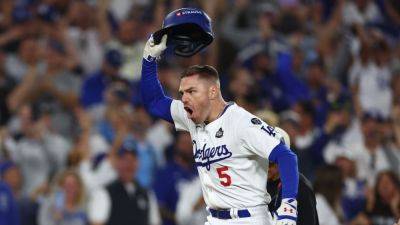 Dodgers' Freddie Freeman hits walk-off slam to stun Yankees in Game 1 of World Series - ESPN