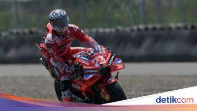 Marc Marquez - Alex Marquez - Fabio Quartararo - Francesco Bagnaia - Raul Fernandez - Maverick Viñales - Jorge Martín - Brad Binder - Alex Rins - Fabio Di-Giannantonio - Pedro Acosta - Franco Morbidelli - Augusto Fernandez - Luca Marini - Enea Bastianini - Pramac Ducati - Hasil Sprint Race MotoGP Thailand: Bastianini Dominan, Martin Kedua - sport.detik.com - Thailand