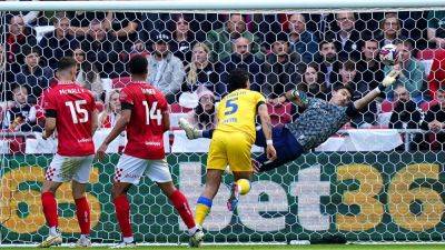 Championship: Sunderland extend lead as Leeds held by Max O'Leary inspired Bristol City