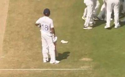 Virat Kohli - Yashasvi Jaiswal - Fresh Video Of Virat Kohli's Reaction After 'Heartbreaking' Dismissal In Pune Test Goes Viral - sports.ndtv.com - New Zealand - India - county Mitchell