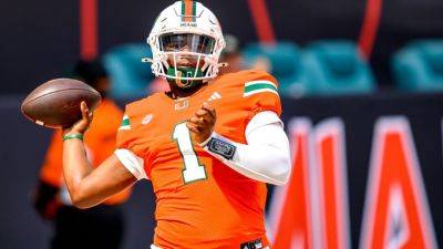 Miami moves to No. 5 in AP Top 25 poll; Notre Dame to No. 8 - ESPN