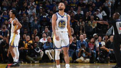 Warriors' Curry (ankle) to miss 2 games, be reevaluated Friday - ESPN