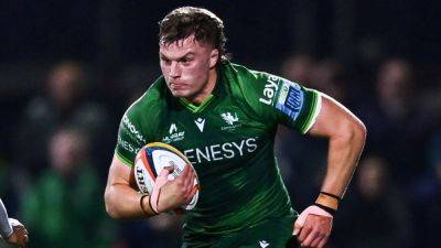 Cian Prendergast signs new Connacht deal