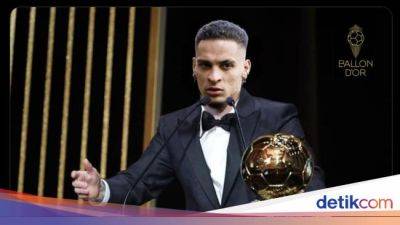 Meme Satire Antony 'Dirampok' karena Tak Dapat Ballon d'Or 2024