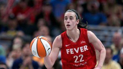 Caitlin Clark wins WNBA Rookie of the Year honors - ESPN