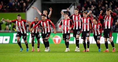 Brentford through on penalties against Sheffield Wednesday