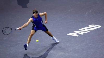 Zverev crushes Griekspoor at Paris Masters opener, Medvedev out