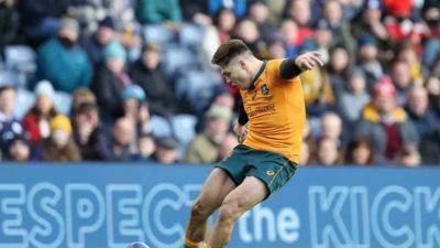 Former Australia flyhalf O'Connor signs for Crusaders