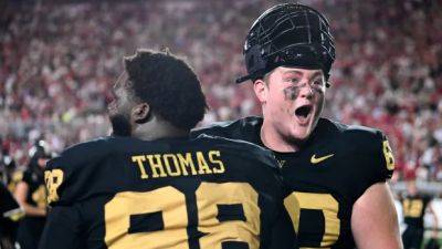 Unranked Vanderbilt stuns No. 1 Alabama in historic college football upset