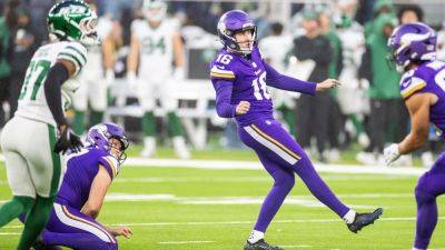 Minnesota Vikings hold on to beat New York Jets at Tottenham Hotspur Stadium