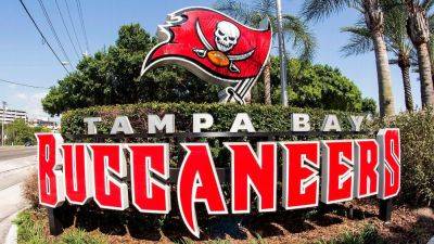 Buccaneers to leave Tampa on Tuesday ahead of Hurricane Milton - ESPN