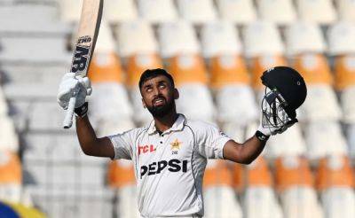 Pakistan Star, Who 'Has Better Record Than Virat Kohli', Slams Test Ton Against England