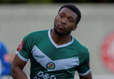 Hythe Town manager Nick Davis signs striker Vance Bola from Ramsgate