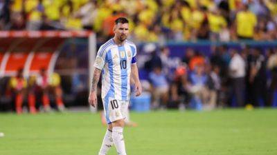 Lionel Messi - Lionel Scaloni - Alexis Mac-Allister - Bay - Argentina skipper Messi ready to play Venezuela, Mac Allister in doubt - channelnewsasia.com - Colombia - Argentina - Venezuela - Chile - Bolivia