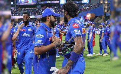 "Five Fingers But...": Hardik Pandya's Viral Quote On Mumbai Indians Retaining Rohit Sharma, Jasprit Bumrah, SKY