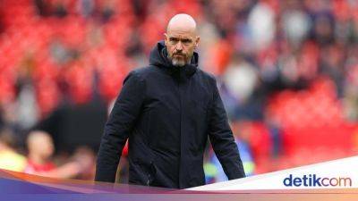 Ten Hag Mudik Usai Dipecat MU, Dikunjungi Orang Tua di Kampung Halaman