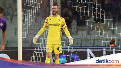 Robin Gosens - David De-Gea - Luigi Ferraris - Fiorentina - Penyelamatan Gemilang De Gea Bawa Fiorentina ke Empat Besar - sport.detik.com