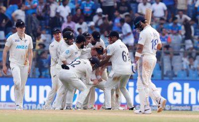 India Hand New Zealand Control After Batting Flop Show On Day 1 In 3rd Test