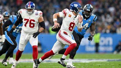 Giants to 'evaluate' QB position after Daniel Jones struggles - ESPN
