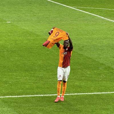 Osimhen’s brace lifts Galatasaray over Samsunspor