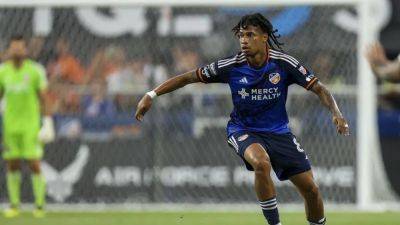Ecuador international Angulo dies at 22, a month after car crash