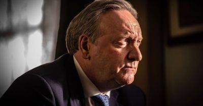 ITV Midsomer Murders fans brand series finale 'worst ever' as Neil Dudgeon addresses being replaced