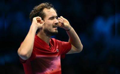 Daniil Medvedev Beats Alex De Minaur, Keeps ATP Finals Knockout Hopes Alive