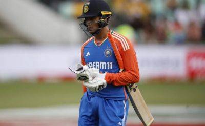 Aakash Chopra - Sanju Samson - Abhishek Sharma - "Do or Die": India Star Abhishek Sharma Issued Blunt Warning Ahead Of 3rd T20I - sports.ndtv.com - South Africa - Zimbabwe - India - Bangladesh