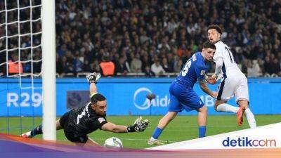 Curtis Jones - Conor Gallagher - Ollie Watkins - Timnas Inggris - Amboi, Bagus Betul Golmu, Jones - sport.detik.com