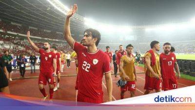 Momen Pemain Timnas Indonesia Sapa Pendukung Seusai Laga - sport.detik.com - Indonesia