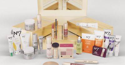 Boots reduces No7 anti-ageing advent calendar 'worth £514' by 75% - manchestereveningnews.co.uk