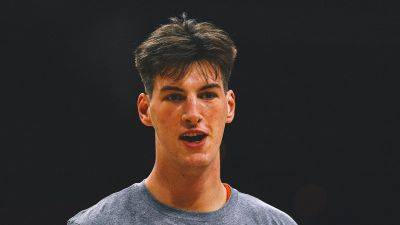 The world's tallest teenager, 7-foot-9 Olivier Rioux, to redshirt at Florida - foxnews.com - county Todd