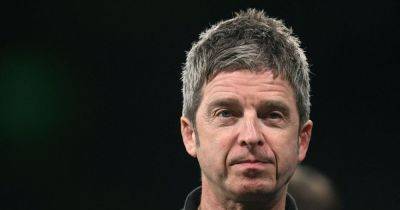 Noel Gallagher's favourite guitar sells for staggering price