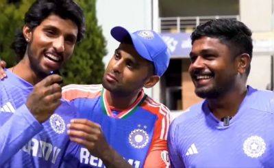 '1-2 Din Late Hota...': Tilak Varma's Comment On Rohit Sharma's Newborn Stuns Suryakumar Yadav